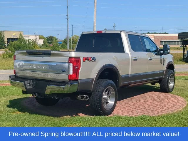 Used 2017  Ford King Ranch image 13
