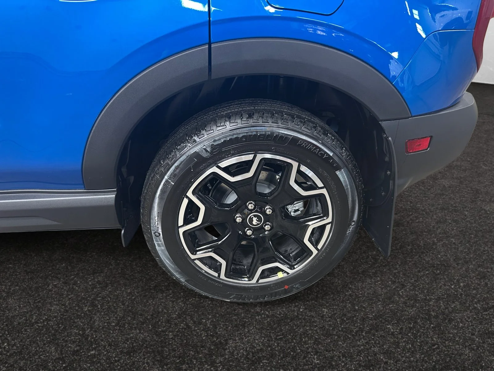 New 2026 Velocity Blue Metallic Ford Outer Banks image 9