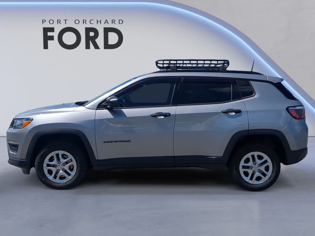 Used 2018 Silver Jeep Sport image 3