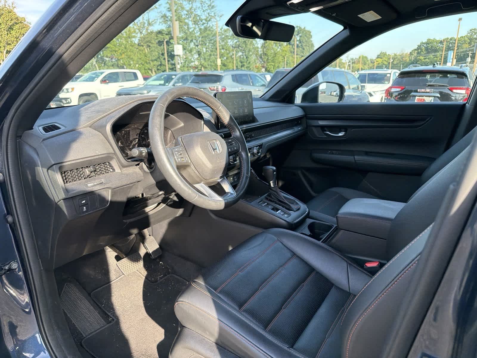 Used 2024 Canyon River Blue Metallic Honda Sport-L image 11