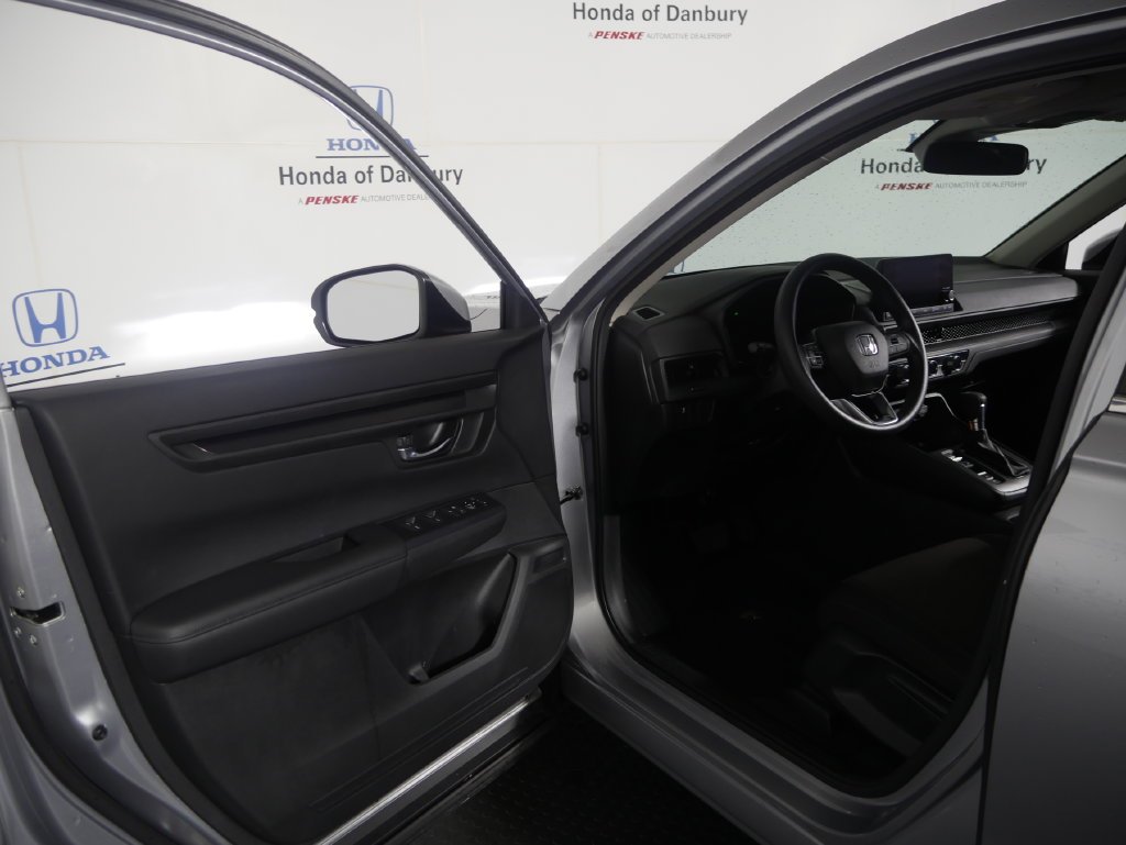 2024 Honda CR-V LX - Photo 11