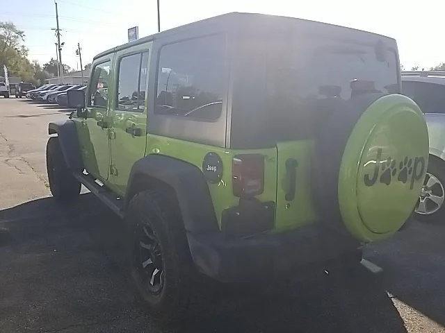 Used 2013 Green Jeep Sport image 17
