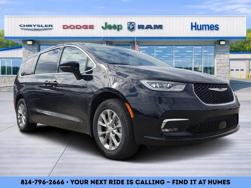 2026 Chrysler Pacifica Select AWD's photo