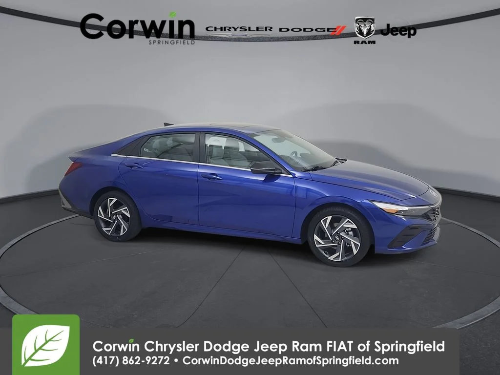 2025 Hyundai Elantra 2.0 Limited IVT's photo