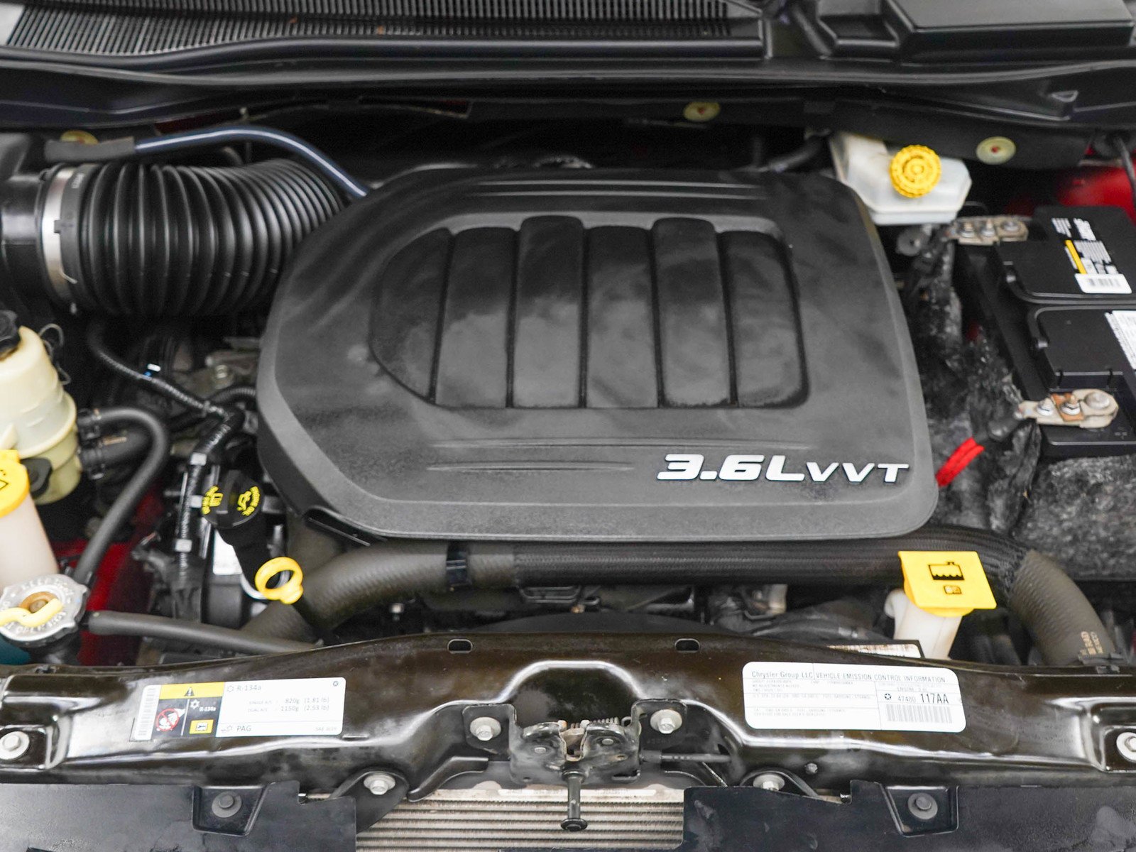 Used 2015 Redline 2 Coat Pearl Dodge Sxt image 32