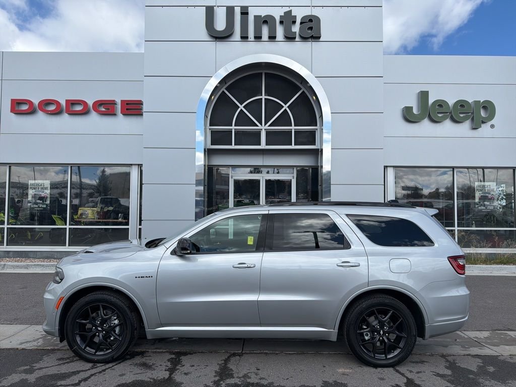 New 2026 Triple Nickel Exterior Paint Dodge GT Plus HEMI V8 image 3
