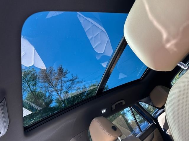 New 2026 Mountain  Lake Blue Metallic Volkswagen 2.0T SE w/Technology image 35