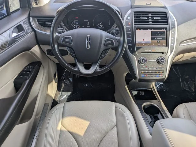 Used 2019 Rhapsody Blue Metallic Lincoln Reserve image 16