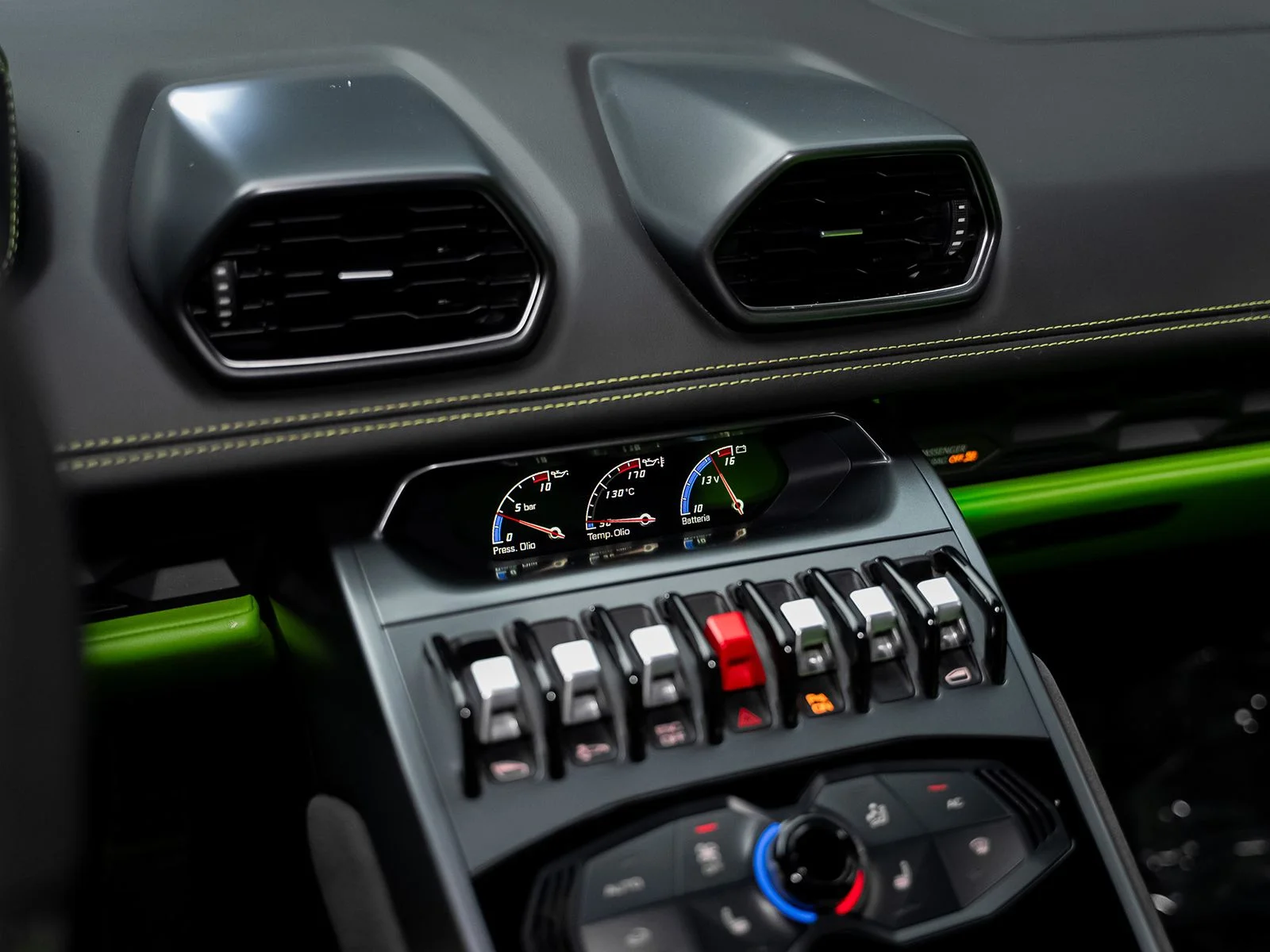 Used 2015 Green Lamborghini LP610-4 image 43