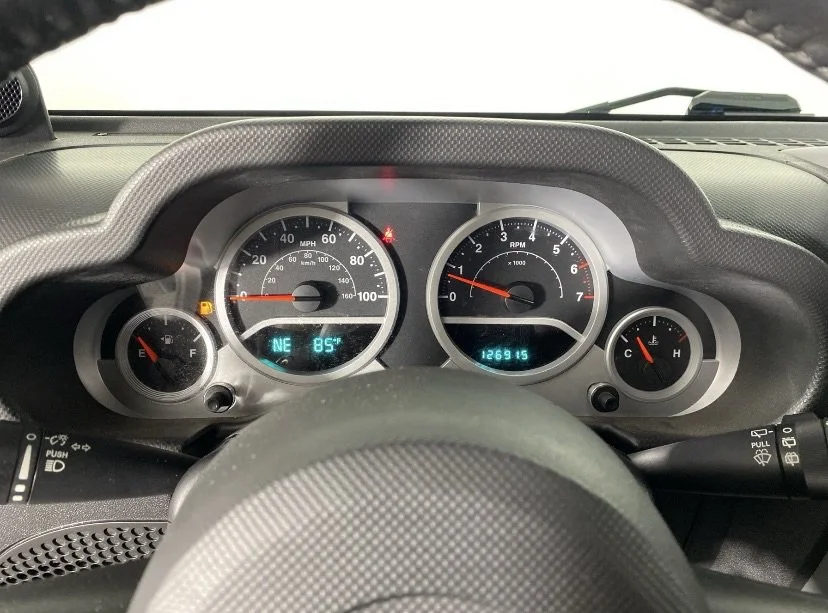 Used 2007 Bright Silver Metallic Jeep Sahara image 17