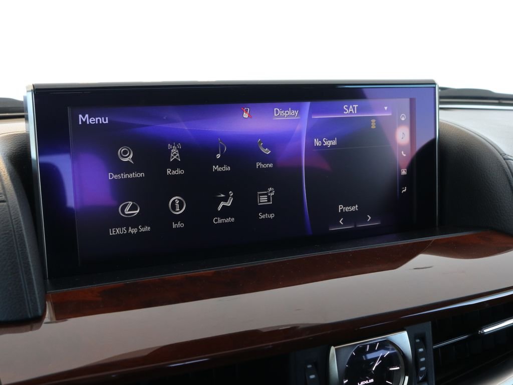 Used 2017 White Lexus 570 image 13