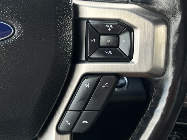 Used 2022  Ford Platinum image 25