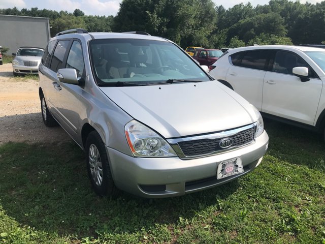 Used 2011  Kia LX image 1