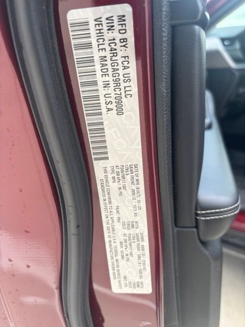 Used 2024 Red Jeep Laredo image 13