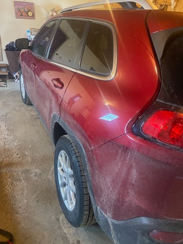 Used 2017 Jeep Cherokee Latitude with VIN 1C4PJMCB4HW570933 for sale in Traverse City, MI