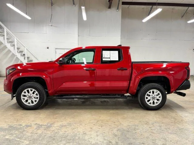Used 2025 SUPERSONIC RED Toyota  image 4
