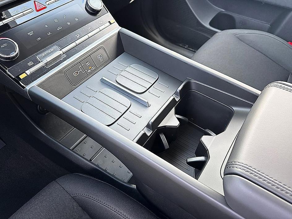New 2026 Serenity White Hyundai SE image 27