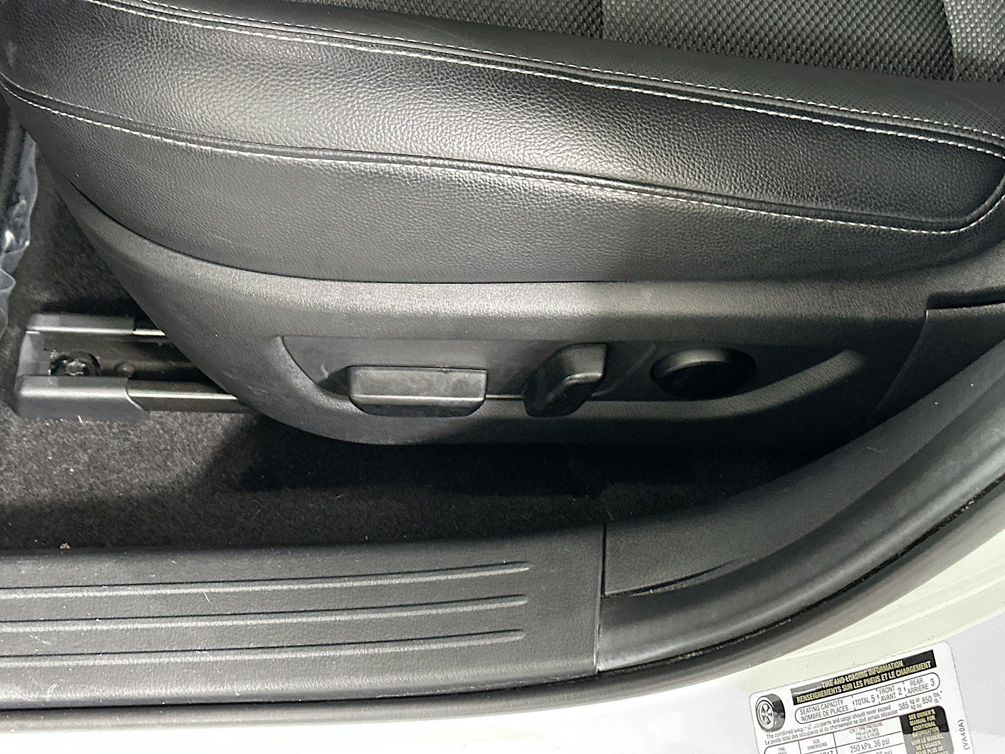 Used 2023 Wind Chill Pearl Mazda 2.5 S Preferred Plus Package image 13