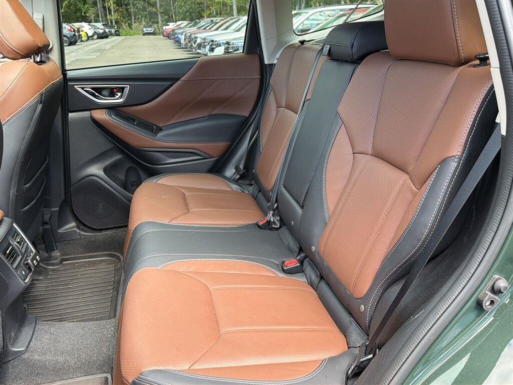 Used 2023 Cascade Green Silica Subaru Touring image 15