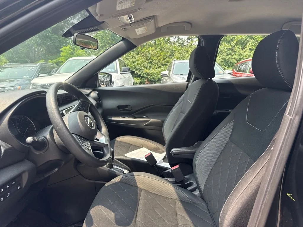 Used 2020 Black Nissan S image 10