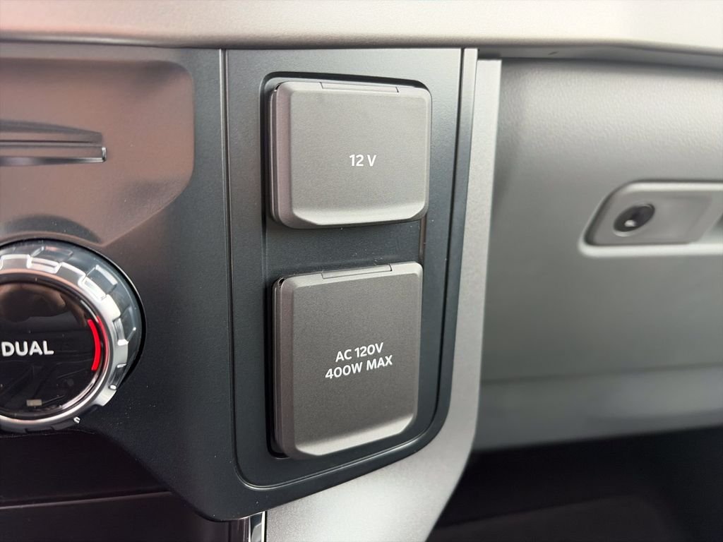 New 2026 Iconic Silver Metallic Ford XLT image 17