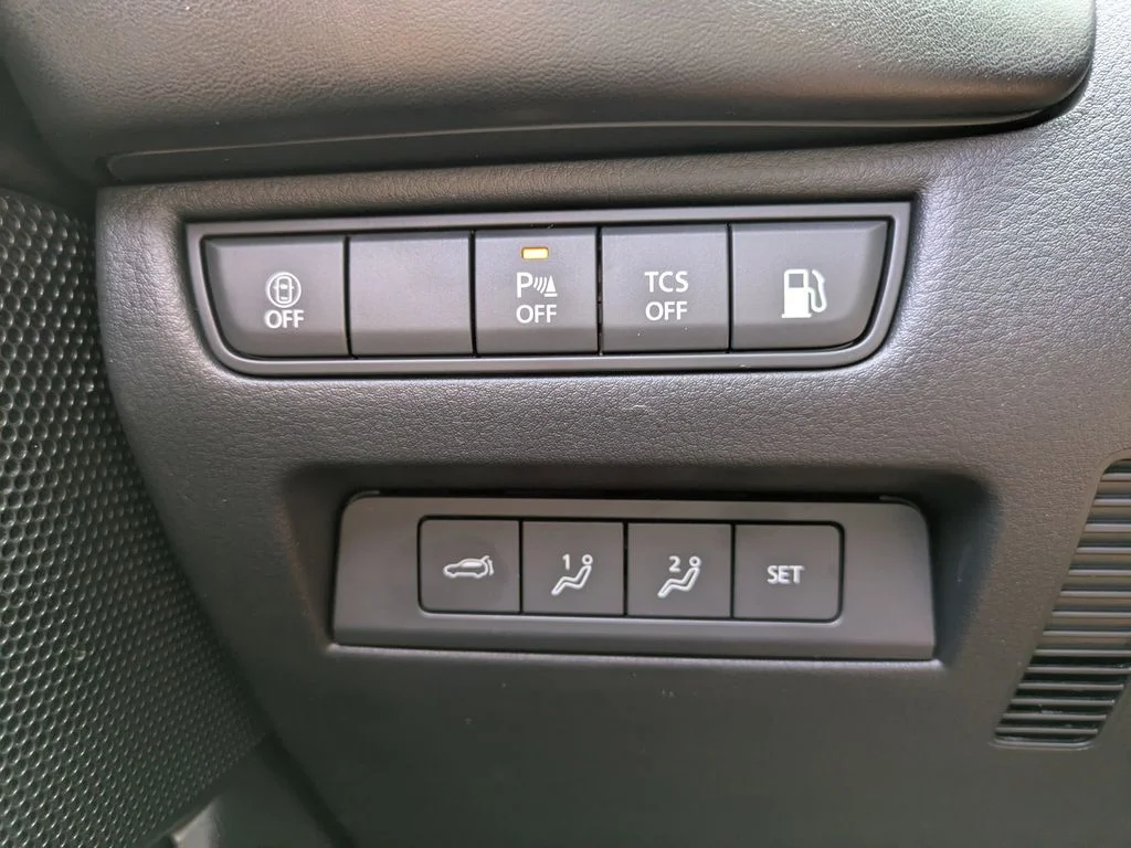 New 2026 Wind Chill Pearl Mazda Premium AWD image 26