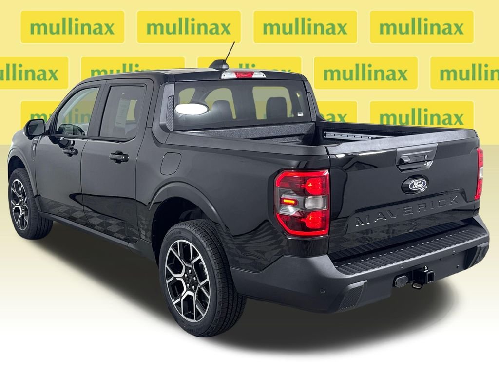 New 2026 Black Ford Lariat image 4