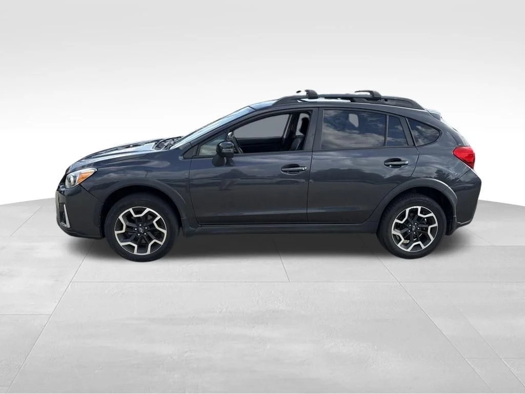 Used 2016 Gray Subaru 2.0i Limited image 2