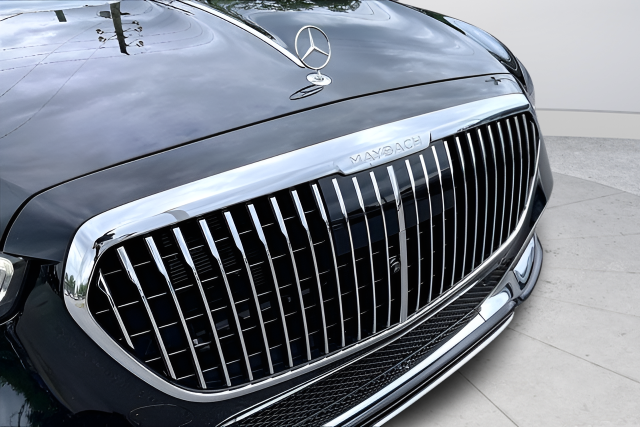 Used 2024 Brown Mercedes-Benz Maybach S 580 image 33