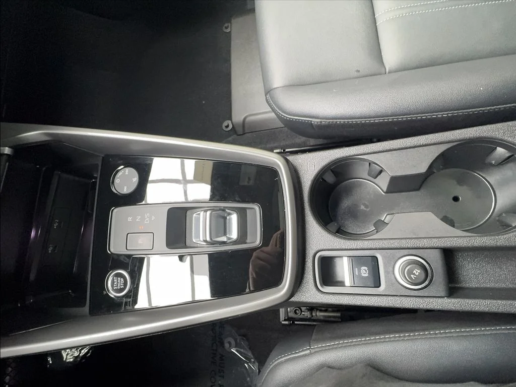 Used 2024 Black Audi  image 42