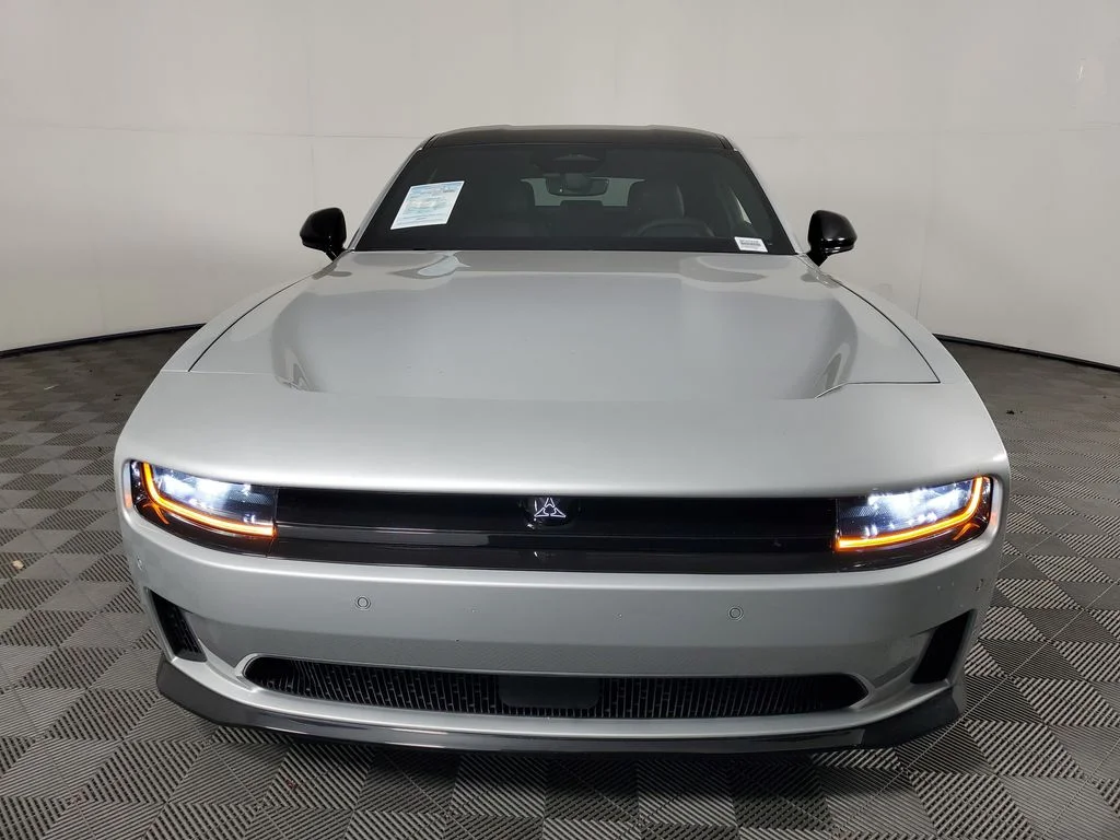 2025 Dodge Charger Daytona R/T - Photo 9