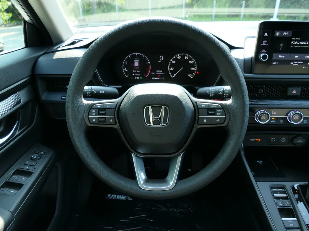 New 2026 Solar Silver Metallic Honda LX image 21