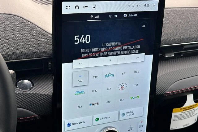 New 2026 Star White Metallic Tri-coat Ford Premium image 39