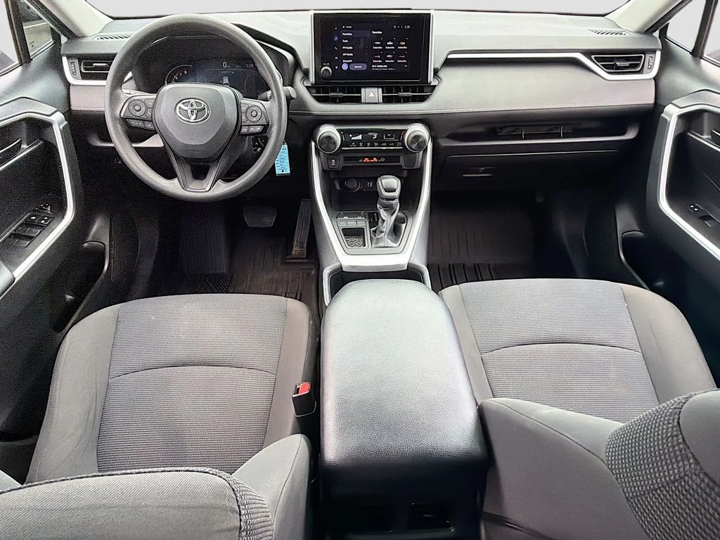 Used 2023 Ice Toyota LE image 10