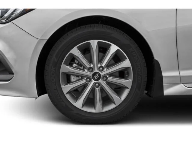 Used 2015 Phantom Black Hyundai Limited image 14