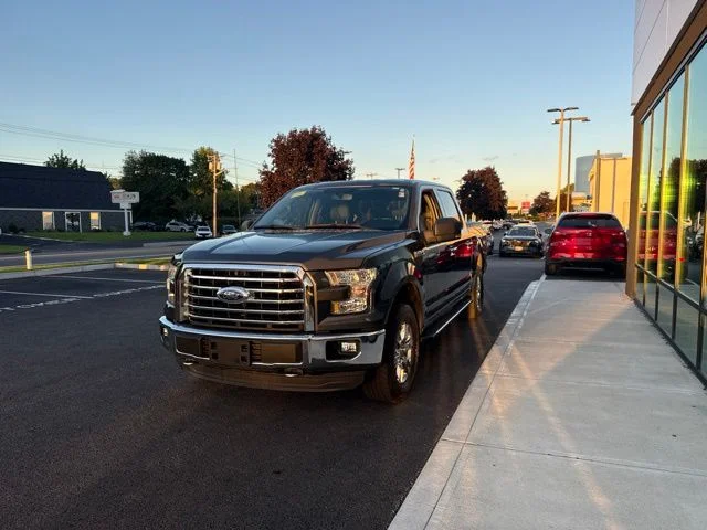 Used 2015 Silver Ford XLT image 6