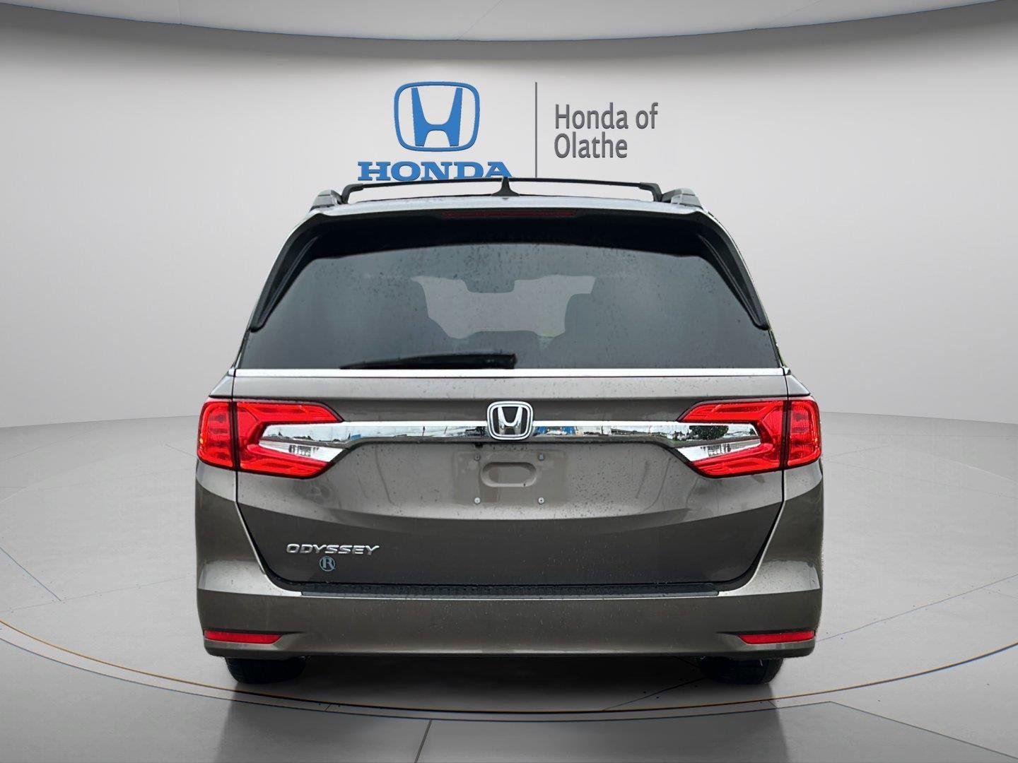 Certified Used 2019 Pacific Pewter Metallic Honda EX-L w/Navi w/RES image 4