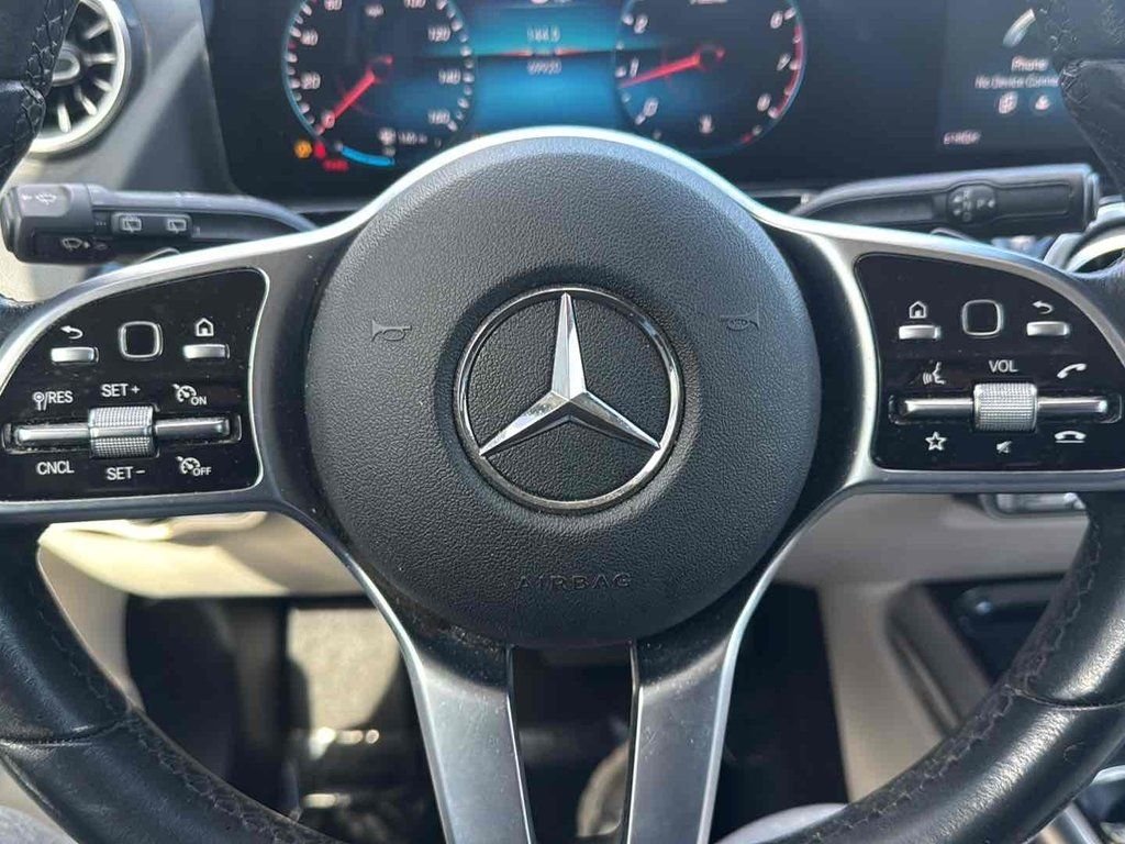 Used 2022 Blue Mercedes-Benz GLA 250 image 37