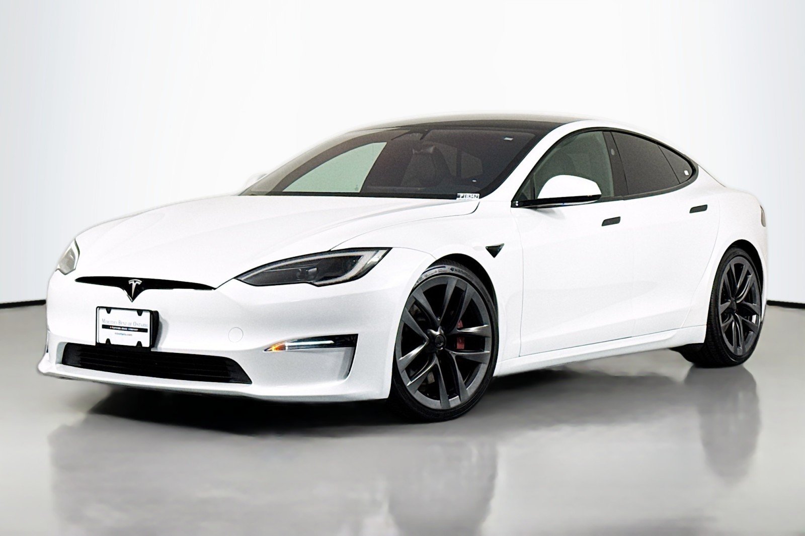 2023 Tesla Model S's photo