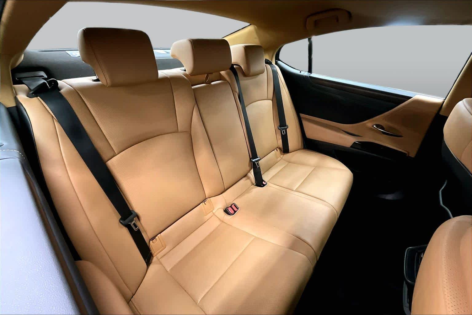Certified Used 2025 Caviar Lexus  image 21
