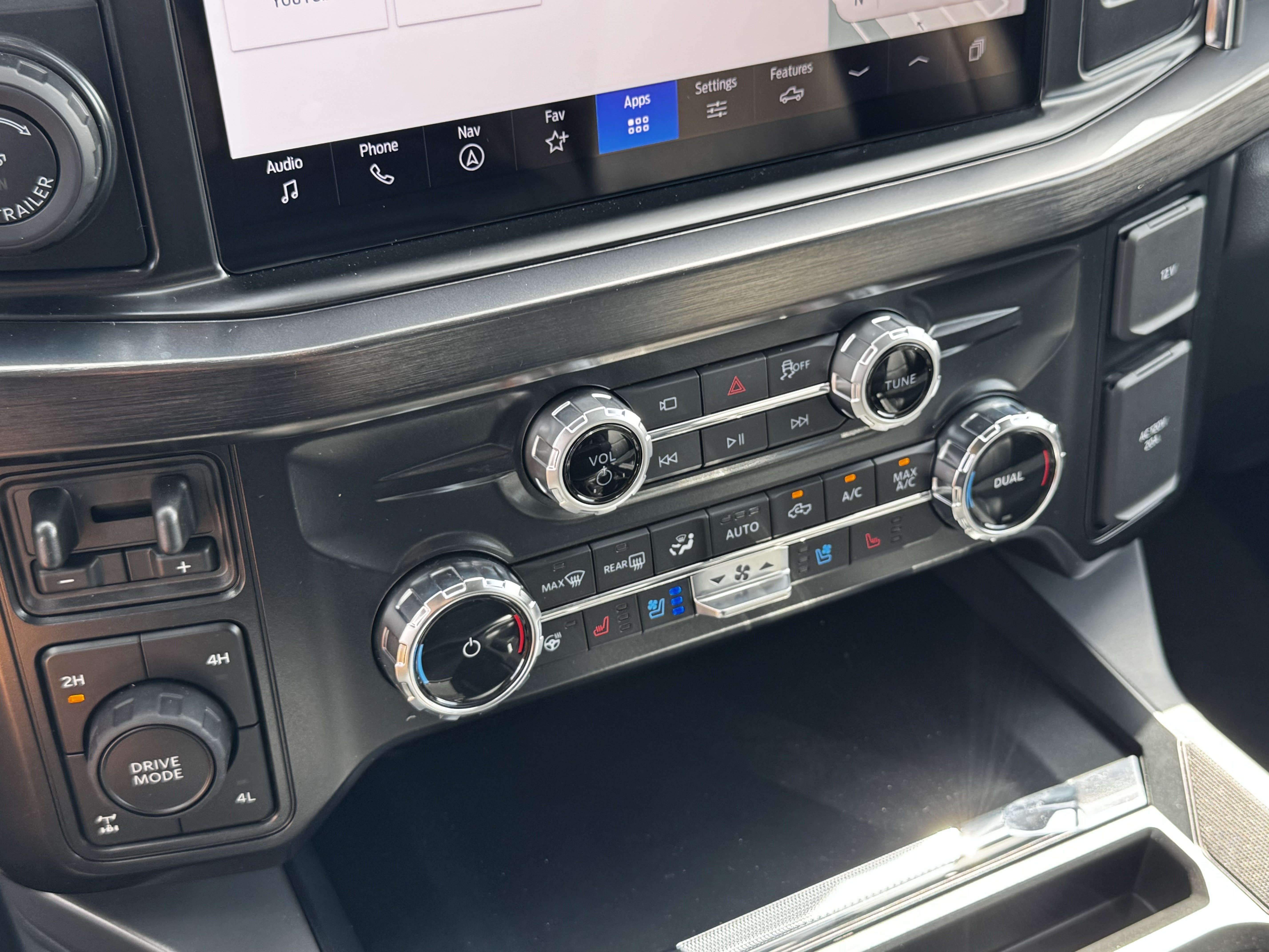 2026 Ford F-250 Super Duty Lariat - Photo 18
