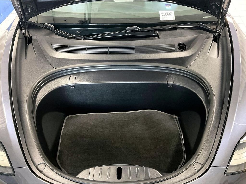 Used 2018 Gray Tesla Long Range image 30