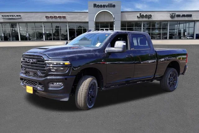 New 2026 Diamond Black Crystal Pearl-Coat Exterior Paint RAM Laramie image 7