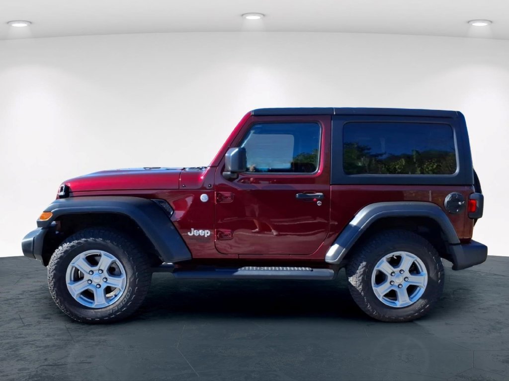Used 2021 Red Jeep Sport S image 22