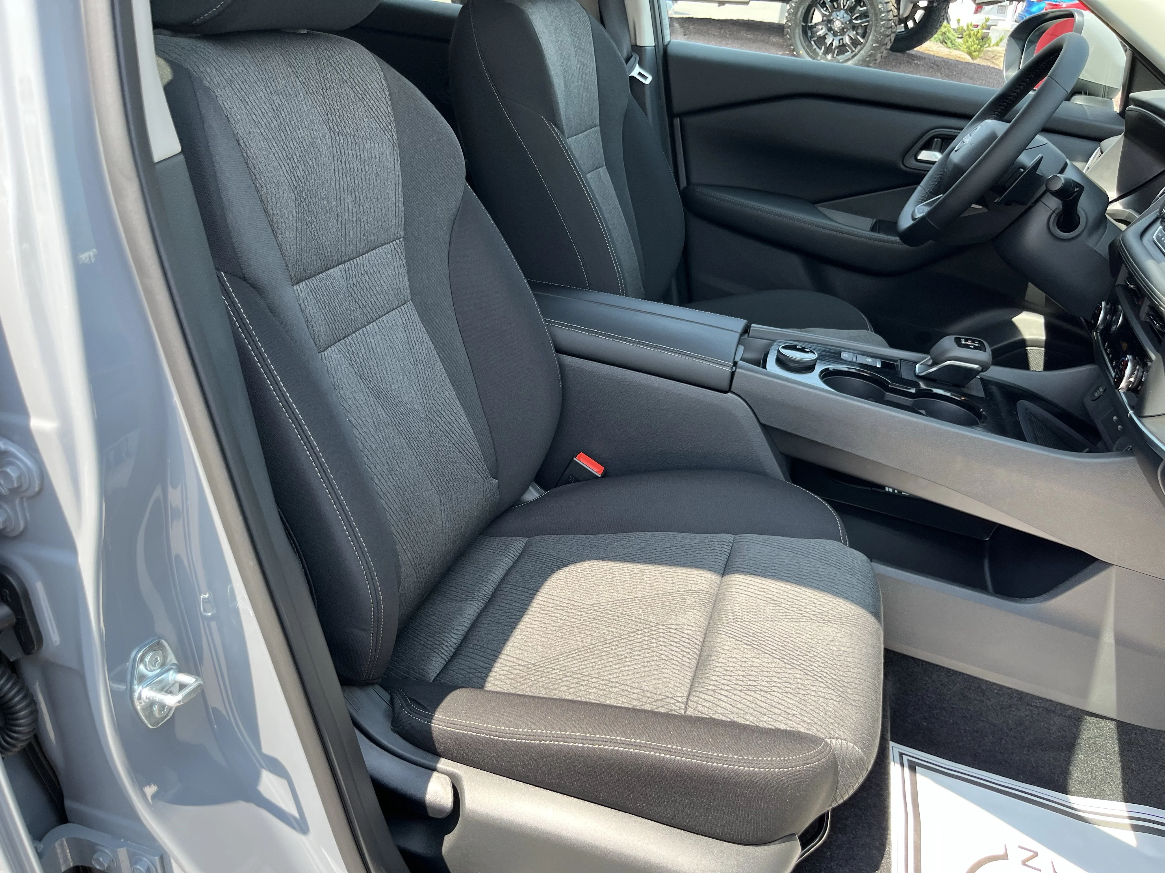 New 2026 Boulder Gray Pearl Nissan SV image 3