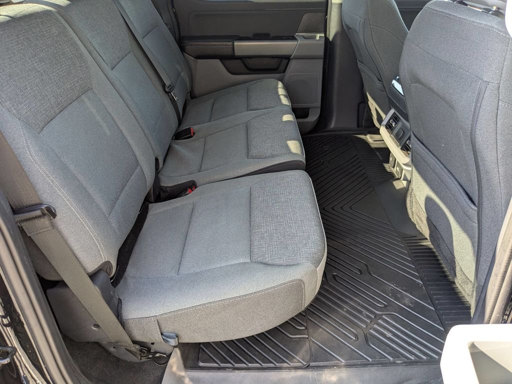 Used 2024 Black Ford XLT image 22