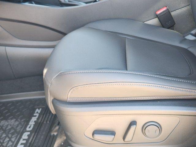 New 2026 Black Hyundai SEL FWD image 40