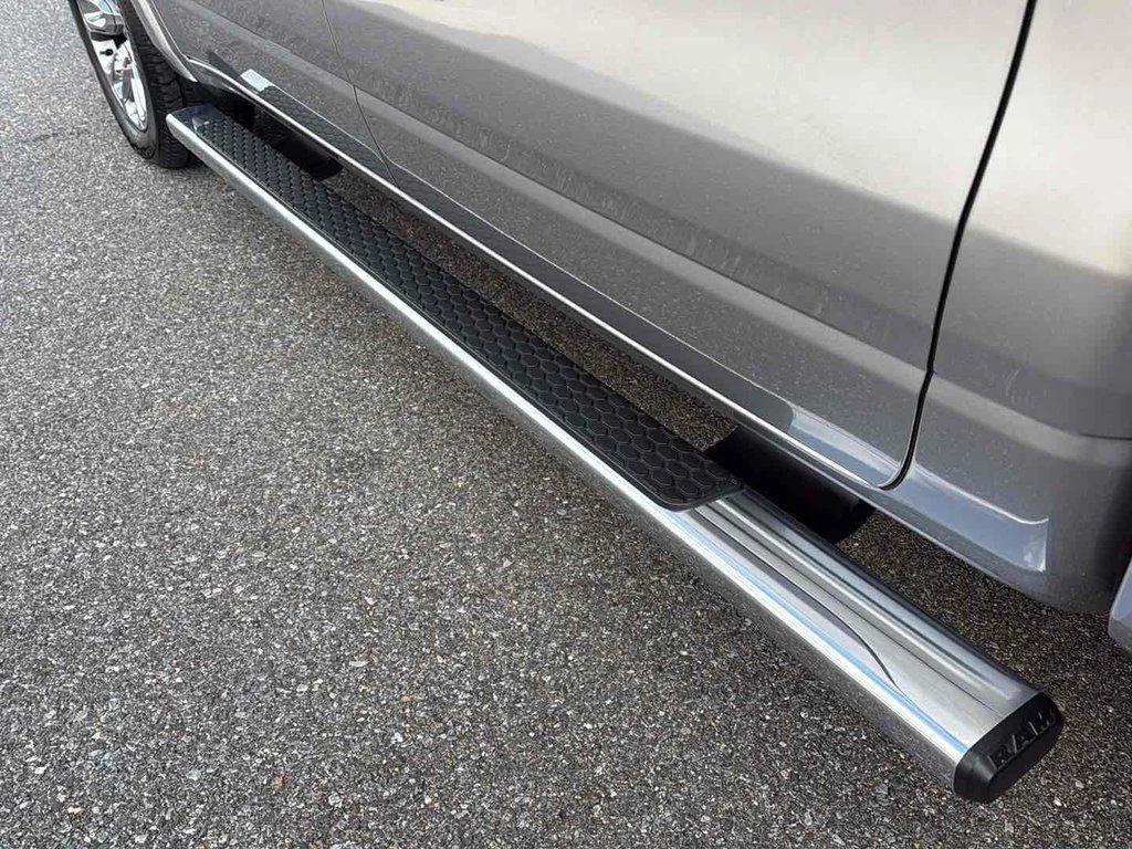 2022 RAM Ram 1500 Pickup Laramie - Photo 10