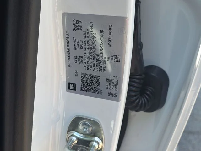 Used 2024 White Chevrolet LT image 36