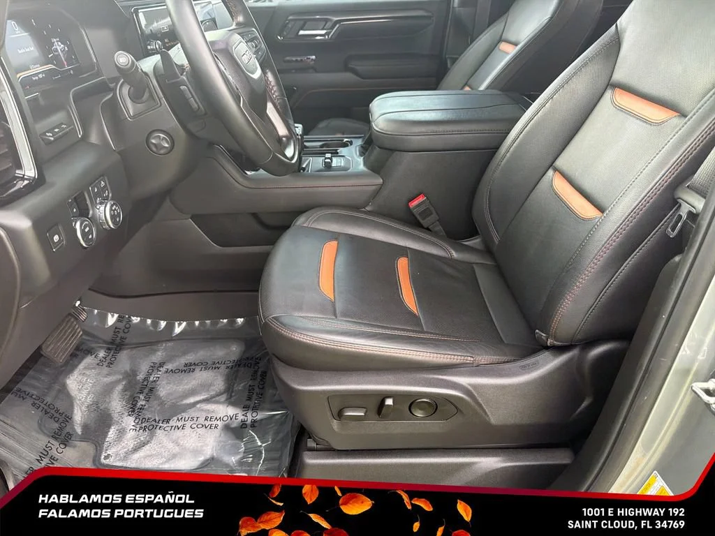 Used 2024 Sterling Metallic GMC AT4 image 15